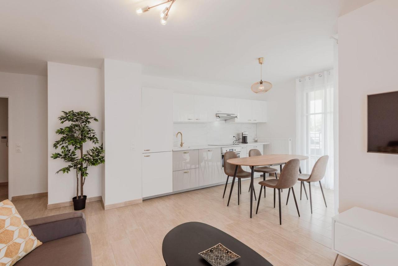 Loggia Disneyland Bmyguest Appartement Chessy  Buitenkant foto