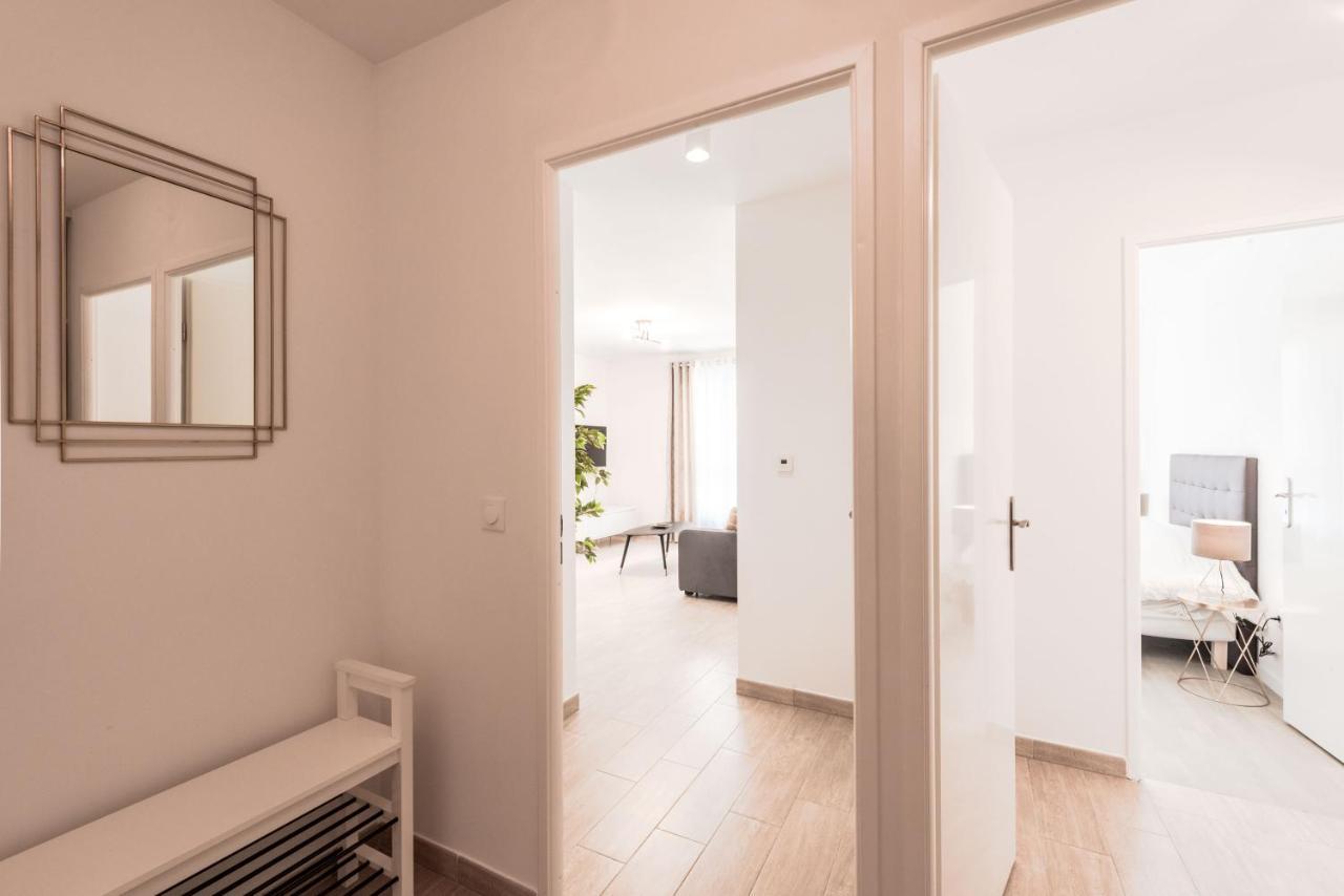 Loggia Disneyland Bmyguest Appartement Chessy  Buitenkant foto